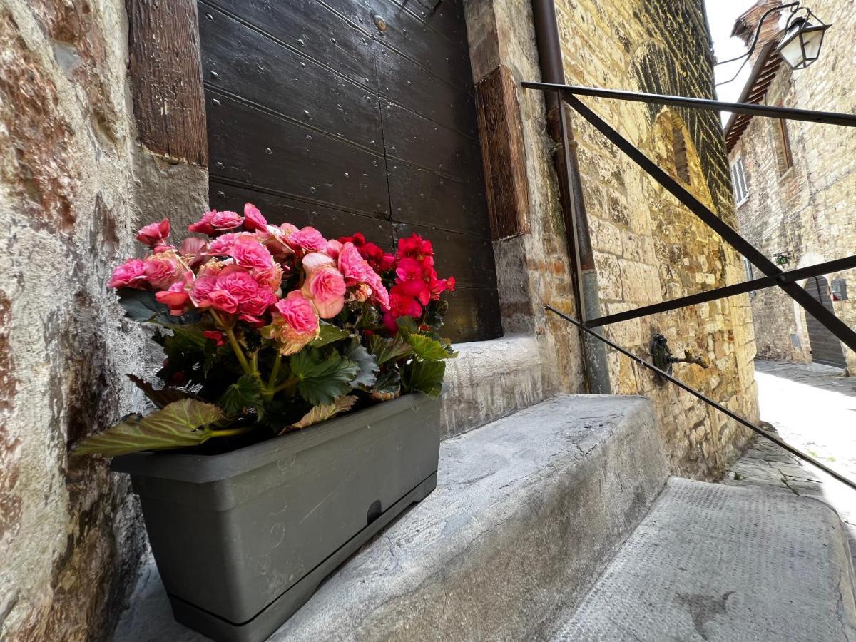 Dimora Casina Dell'Abbondanza Apartment Gubbio Exterior foto